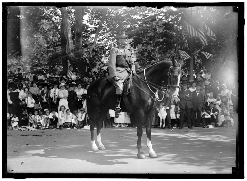 PERSHING, JOHN J. GENERAL, U.S.A. FIRST DIVISION; PARADE LCCN2016870456