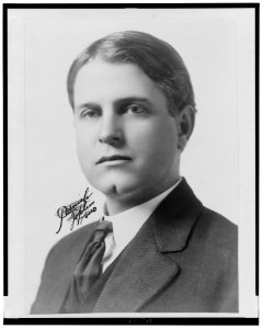 Perl Decker, head-and-shoulders portrait, facing front LCCN2002722546