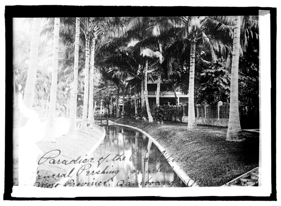Pershing headquarters in Philippines LCCN2016821831
