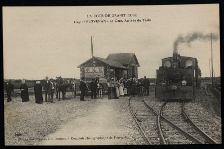 Penvénan - Gare et arrivée du train - AD22 - 16FI7024