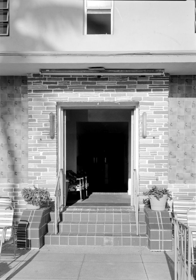 Permastone entrance at 805 Ocean Drive, Miami Beach
