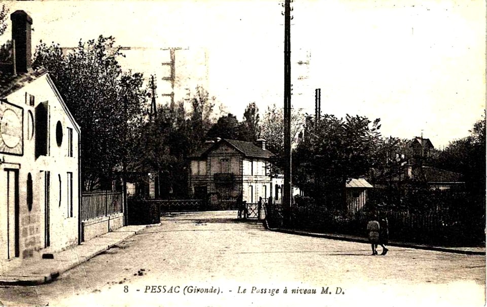 Pessac - passage à niveau 1
