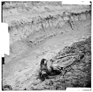 Petersburg, Virginia. Dead Confederate soldier in the trenches of Fort Mahone LOC cwpb.02542
