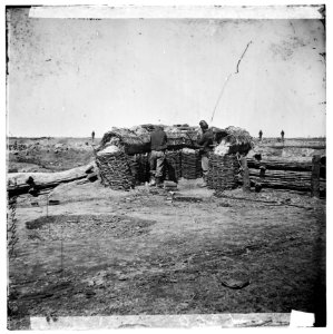 Petersburg, Virginia. Federal picket line in front of Fort Mahone LOC cwpb.02587