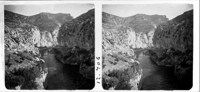 Petit pont de Fígols sobre el riu Segre