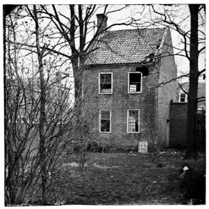 Petersburg, Virginia. Damaged house LOC cwpb.02269