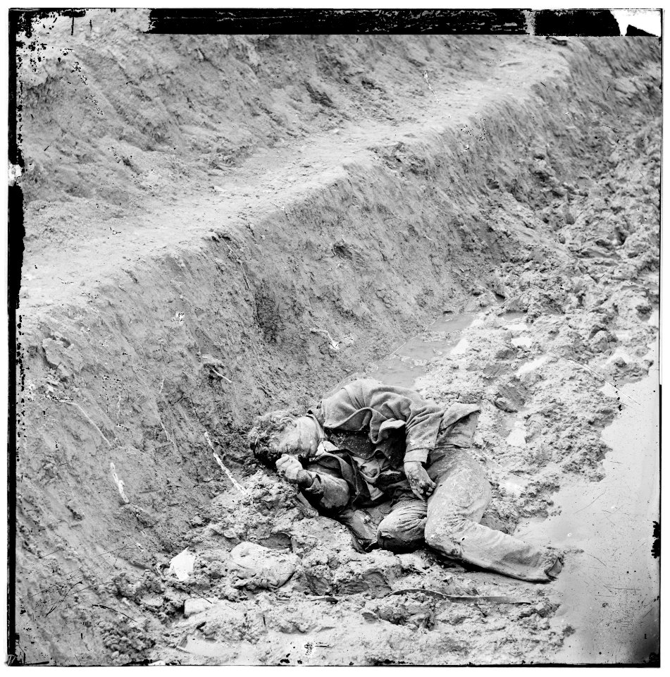 Petersburg, Virginia. Dead Confederate soldier in trenches of Fort Mahone LOC cwpb.02566