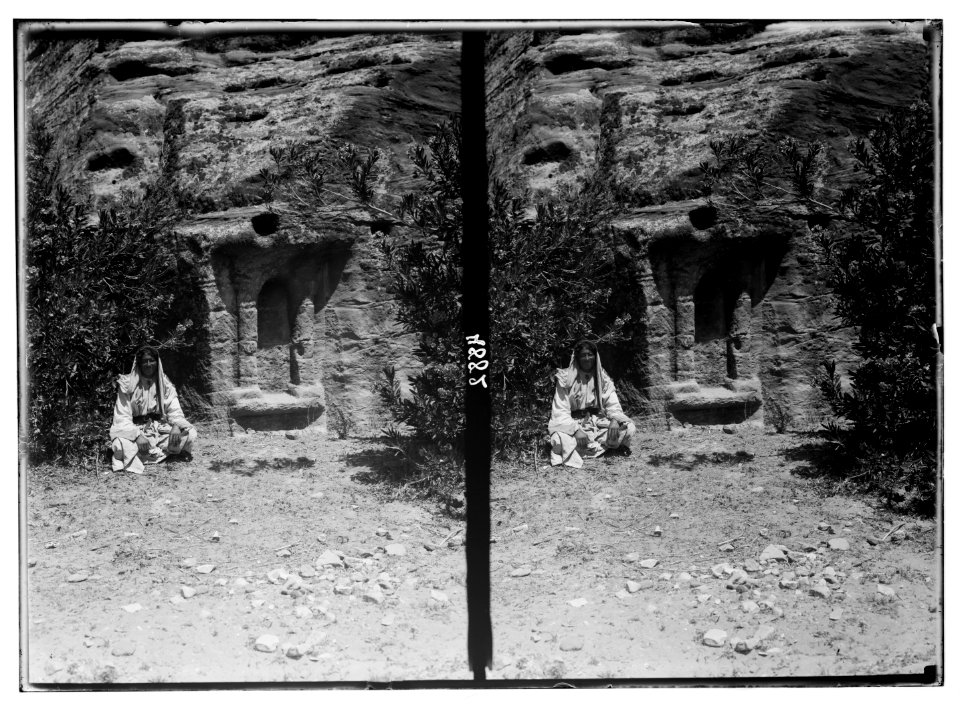 Petra (Wadi Musa). Altar niche at western end of es-Siq LOC matpc.03075
