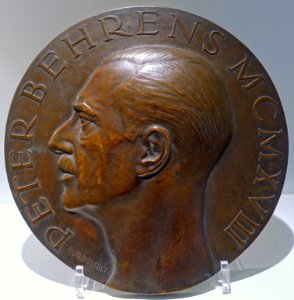 Peter Behrens by Rudolf Bosselt, 1918, bronze - Museum Künstlerkolonie Darmstadt - Mathildenhöhe - Darmstadt, Germany - DSC06385 photo