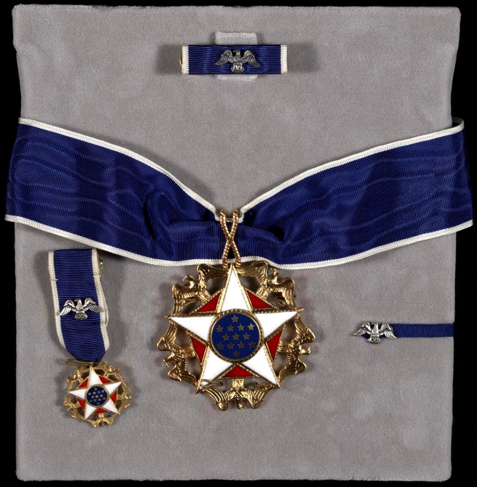 Presidential-medal-of-freedom