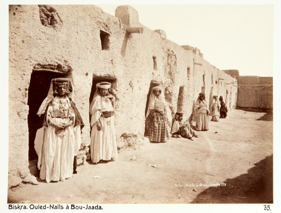 Personer ur Ouled-Nailsfolket i Bou Saada, Algeriet - Hallwylska museet - 107938