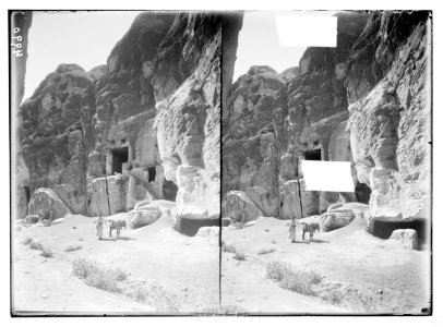 Petra (Wadi Musa). El-Beda and el-Barid. El-Barid. Chambers or storehouses cut in cliffs just within the Siq, with connecting stairways LOC matpc.03136