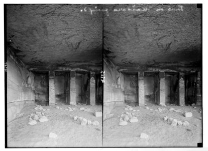 Petra (Wadi Musa). El-M'esrah area. A tomb interior. With grave recesses showing in one a floor grave LOC matpc.03095