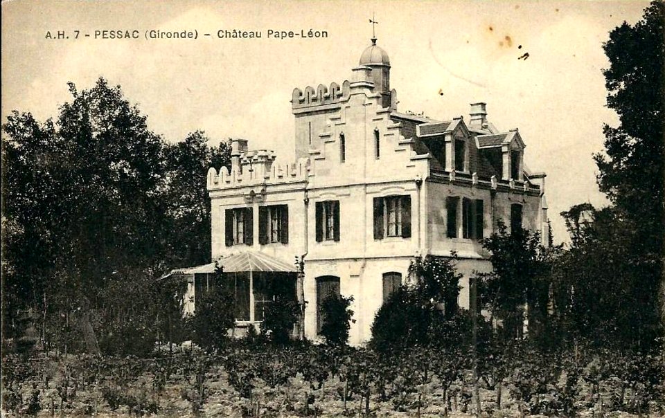 Pessac - château Pape Léon 2