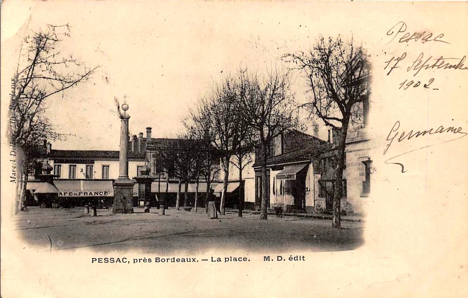 Pessac - place de la Mairie 4