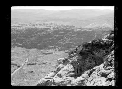 Petra. Umm el-Biyarah. (Earliest Nabatean stronghold). Looking down from summit on city site LOC matpc.16296