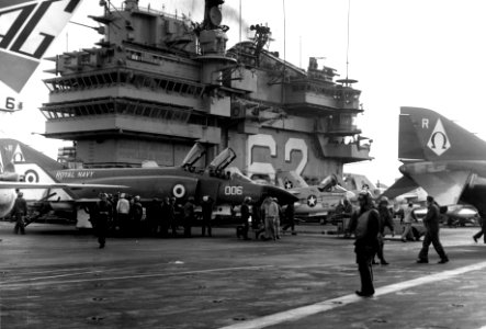 Phantom FG1 892 NAS on USS Independence (CVA-62) 1971