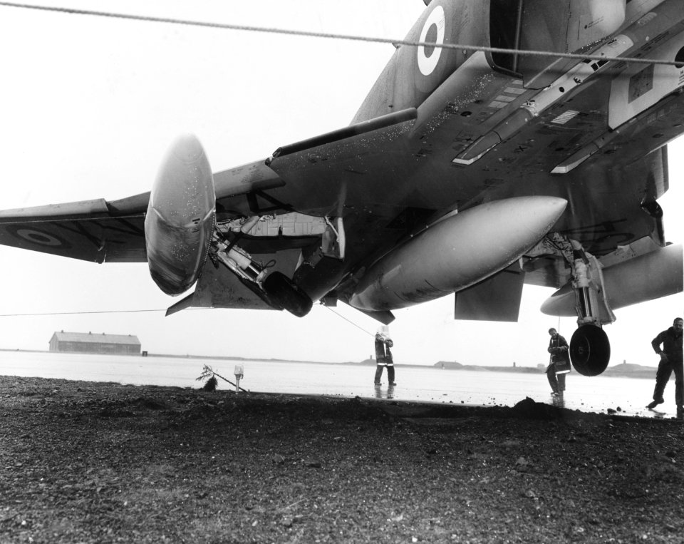 Phantom FGR2 after landing accident at Naval Station Argentia in 1969