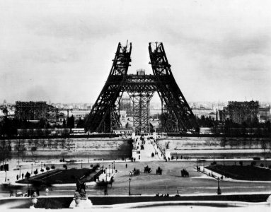 Petit, Pierre - Bau des Eiffelturms (Zeno Fotografie) photo