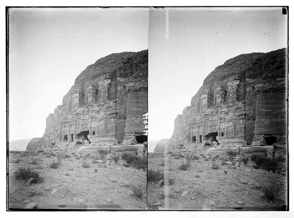 Petra (Wadi Musa). Theatre and el-Khubta area. 'Corinthian' and 'Palace' monuments. On el-Khubta façade LOC matpc.03090