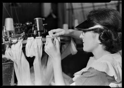Philadelphia, Pennsylvania - Hosiery. Minnesac Mills. (Closeup of woman draping stockings.) - NARA - 518688
