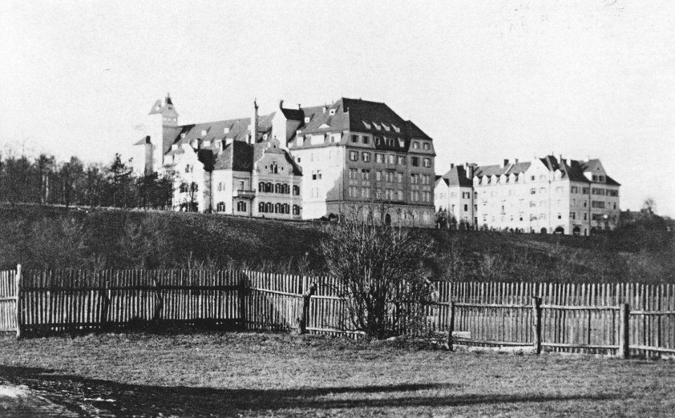 Pett zigarettenfabrik zuban 1912