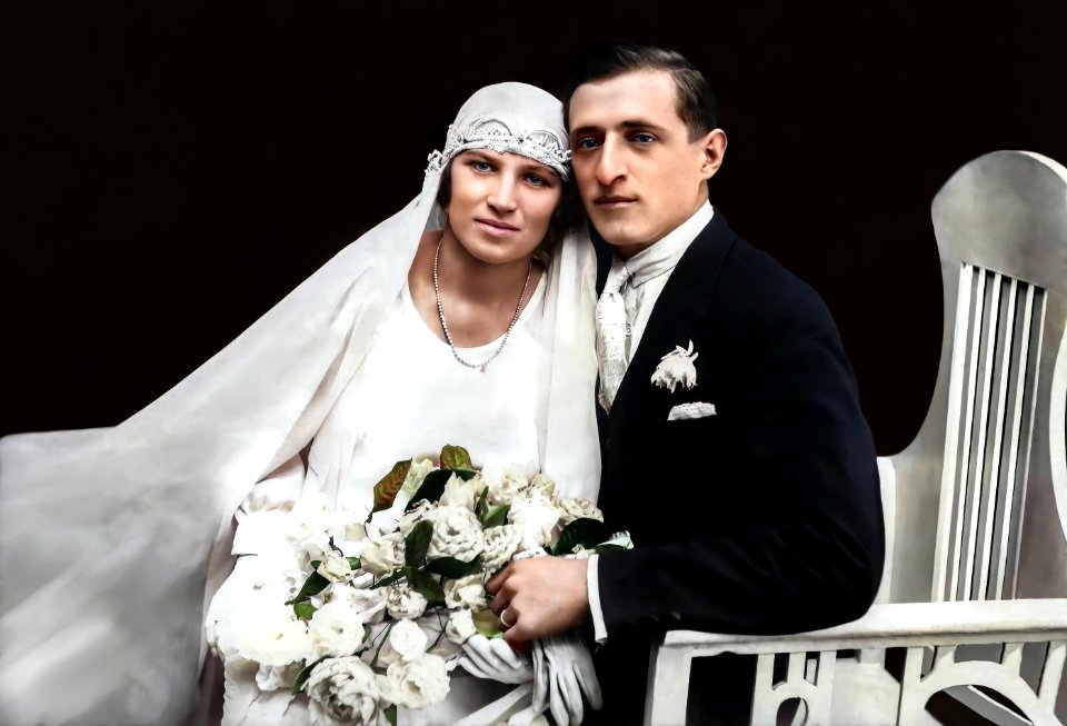 Photo Family Hungary - Kapeller (colored)