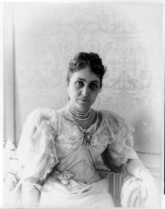 Phoebe Apperson Hearst LCCN2001704044