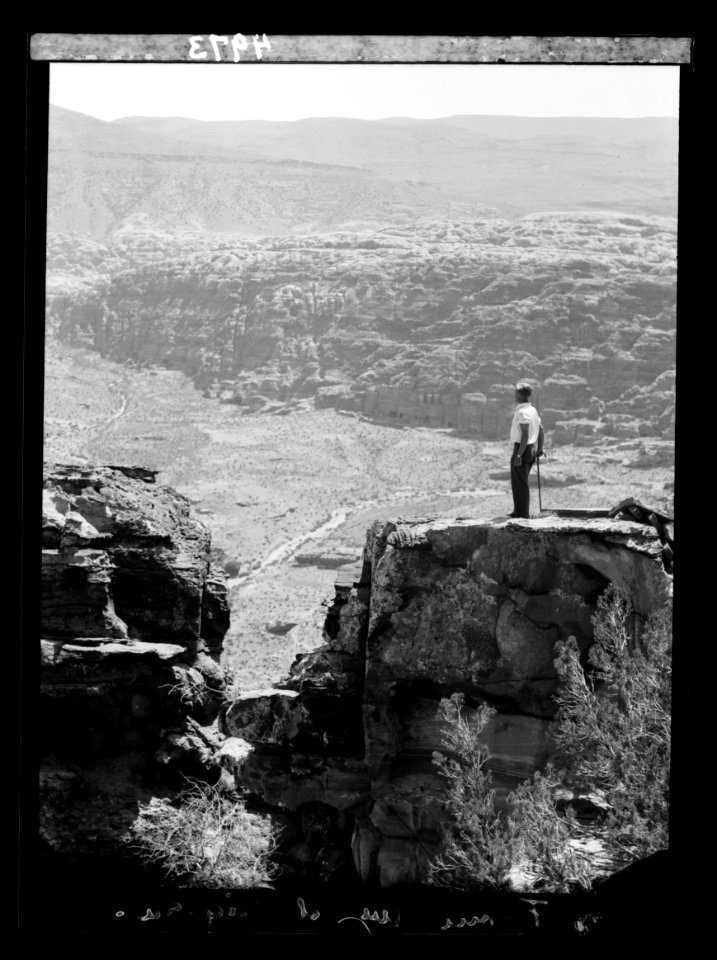 Petra. Umm el-Biyarah. (Earliest Nabatean stronghold). View from el-Biyarah showing Petra valley, Khubta ridge, and desert plateau LOC matpc.16297