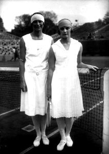 Phoebe Holcroft Watson and Eileen Bennett 1928