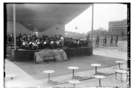 Philharmonic at stadium LCCN2014714932