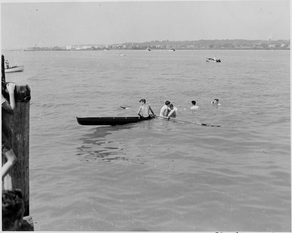 Photo taken during a cruise President Truman took on the presidential yacht Williamsburg, evidently in the Potomac... - NARA - 199707