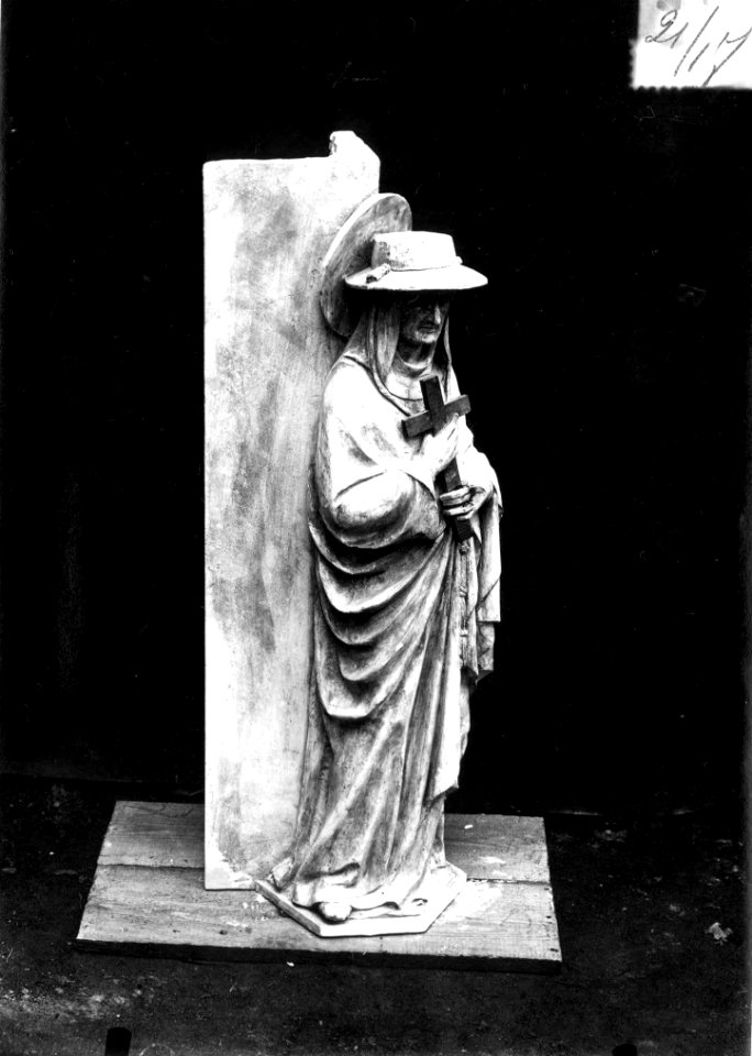Photograph of a sculpture of Saint Jerome Cuypershuis 0689b (17)