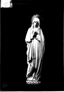 Photograph of a statue of a Virgin Mary Cuypershuis 0686 (002)