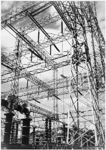 Photograph Looking Up at Wires of the Boulder Dam Power Units, 1941 - NARA - 519841