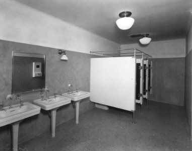 Photograph of a Women's Restroom in the National Archives Building (36225000615)