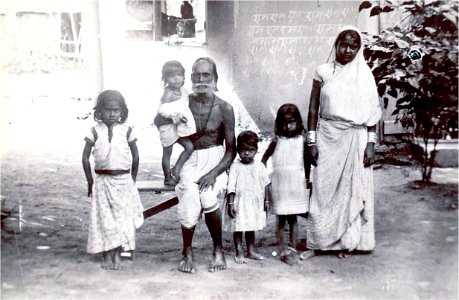 Photograph of a family with children, by Lala Deen Dayal