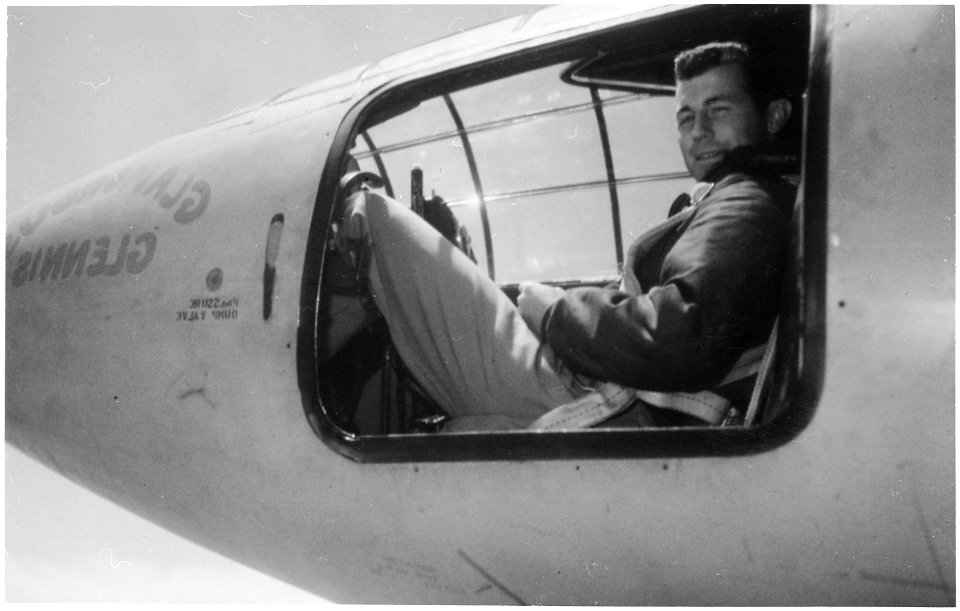 Photograph of Captain Charles E. Yeager - NARA - 542345