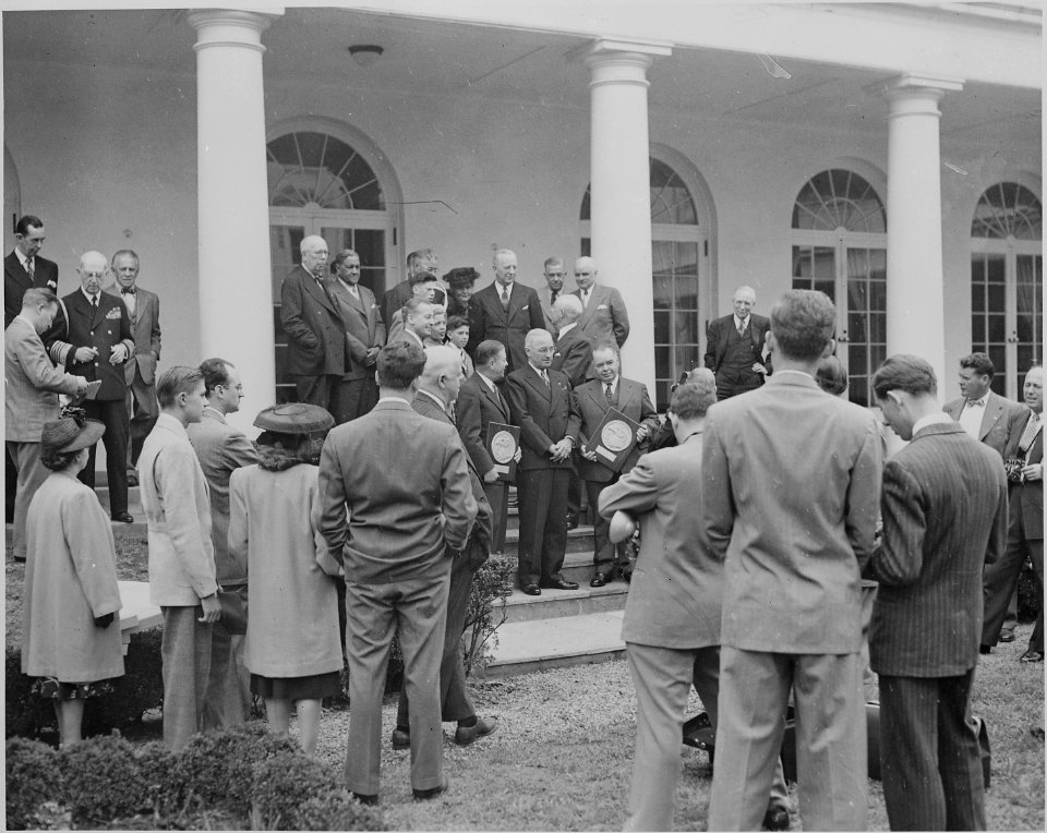 Photograph of ceremony at the White House at which President Truman presented the Collier's Congressional Awards to... - NARA - 199585