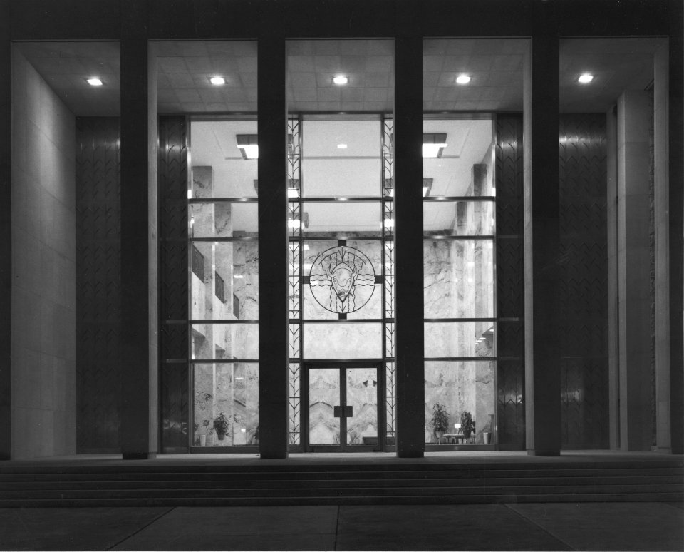 Photograph of Eisenhower Library Abilene, Kansas (Night) (35186990440)