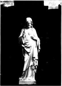 Photograph of a statue of the Sacred Heart of Jesus Christ Cuypershuis 0688b (12)