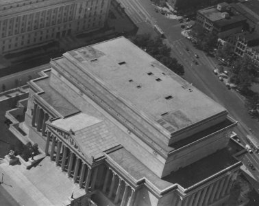 Photograph of an Aerial View of the National Archives Building, Constitution Avenue and 9th Street, Washington, D.C. (35229562814) photo
