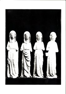 Photograph of four statues of virgins Cuypershuis 0687a (021)