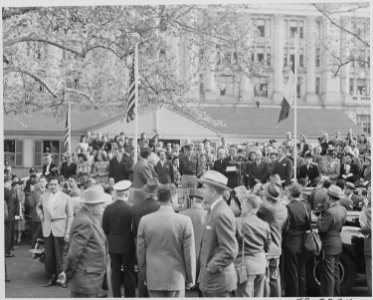 Photograph of ceremony welcoming President Miguel Aleman of Mexico to the United States, with President Truman and... - NARA - 199539