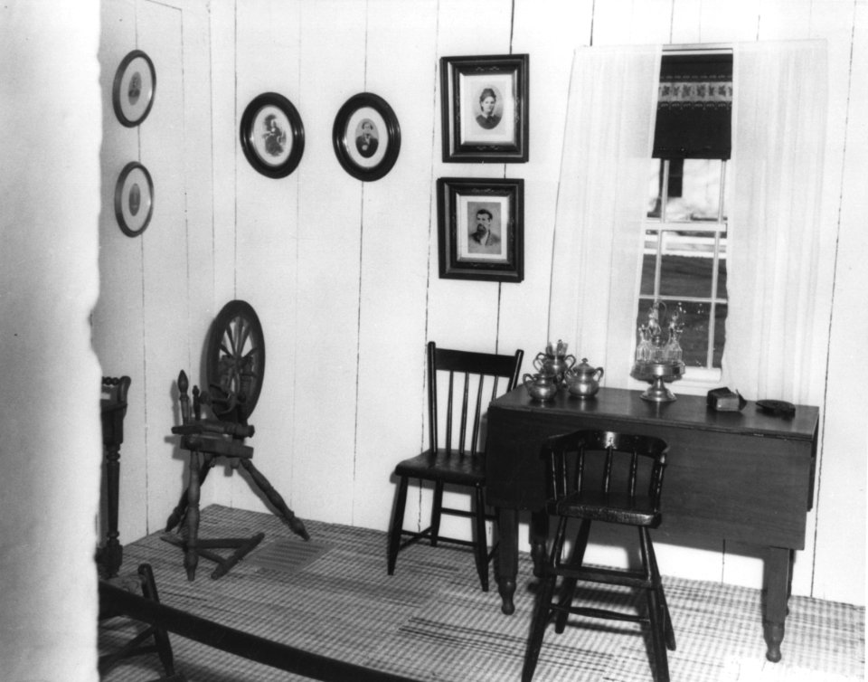 Photograph of Herbert Hoover Presidential Library (34768986404)