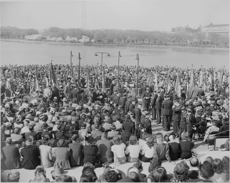 Photograph of crowds at the Jefferson Memorial for a ceremony marking Jefferson's birthday, with the Tidal Basin and... - NARA - 199596