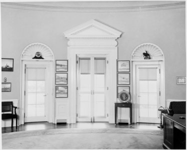 Photograph of doorways leading outside in President Truman's Oval Office at the White House. - NARA - 199458