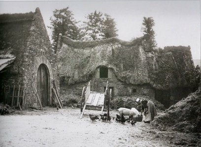 Philippe Tassier Clohars-Carnoët Cour de ferme