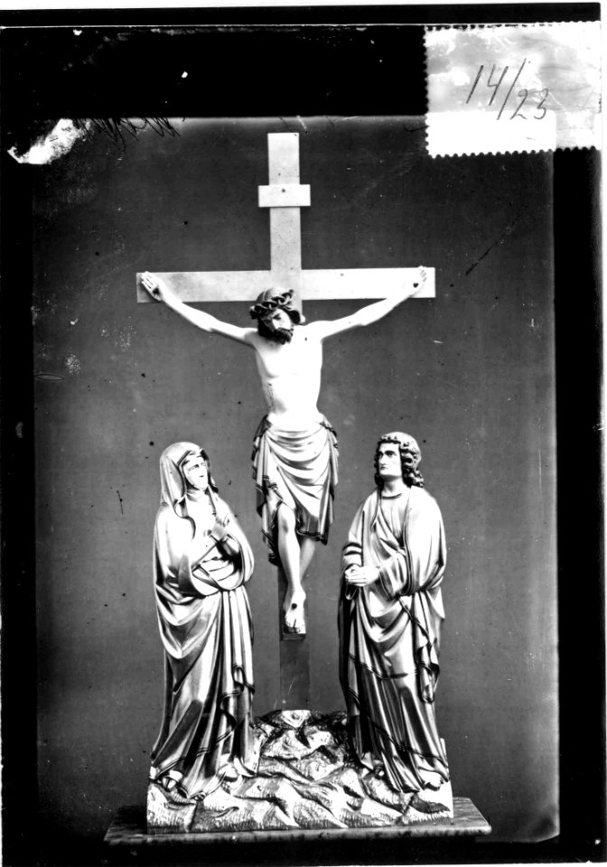 Photograph of a Calvary Group Cuypershuis 0688b (23)