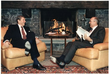 Photograph of President Reagan and General Secretary Gorbachev at the first Summit in Geneva - NARA - 198570